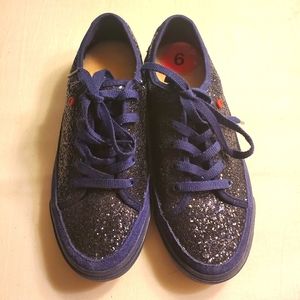 UGG I HEART Black Sneakers